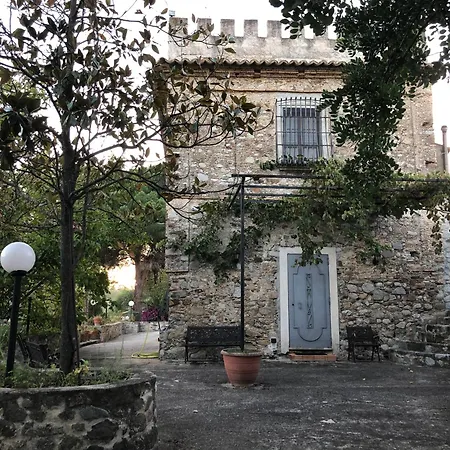 Il Castello Degli Ulivi - In Natura Ferienhaus