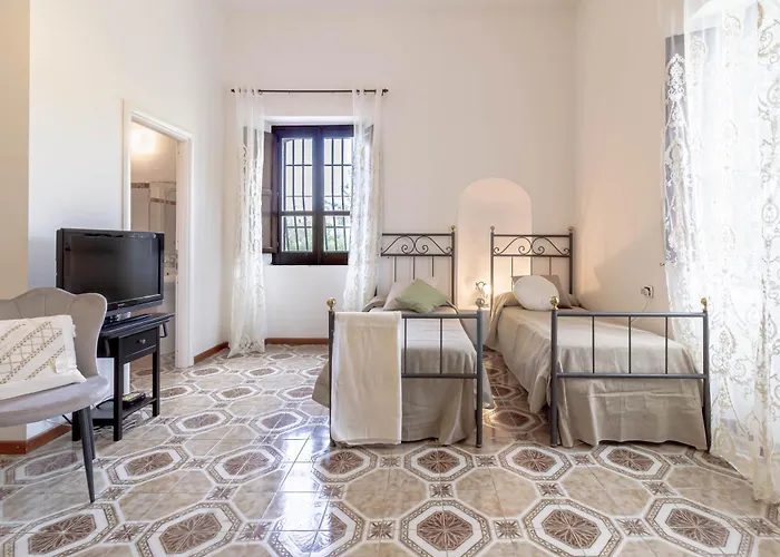 Il Castello Degli Ulivi - In Natura 度假居 罗切拉伊奥尼卡